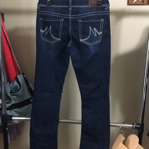 SOLD - Picture 3 of 6